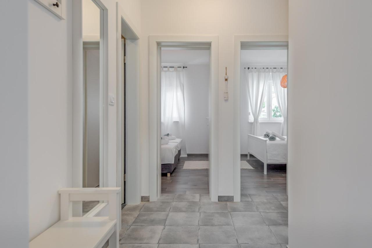 New And Chic Place Near Old Town Of טרוגיר מראה חיצוני תמונה